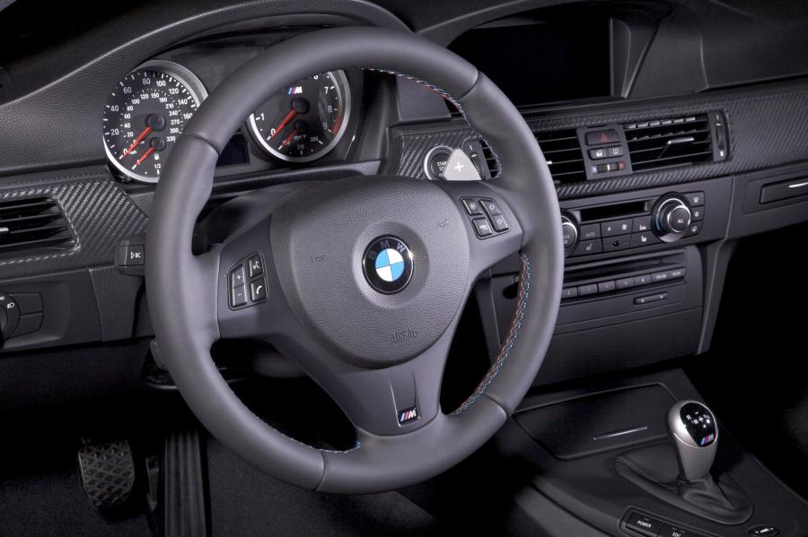  BMW M3 Frozen Gray Coupe 2011 года  (фото 4 из 21)